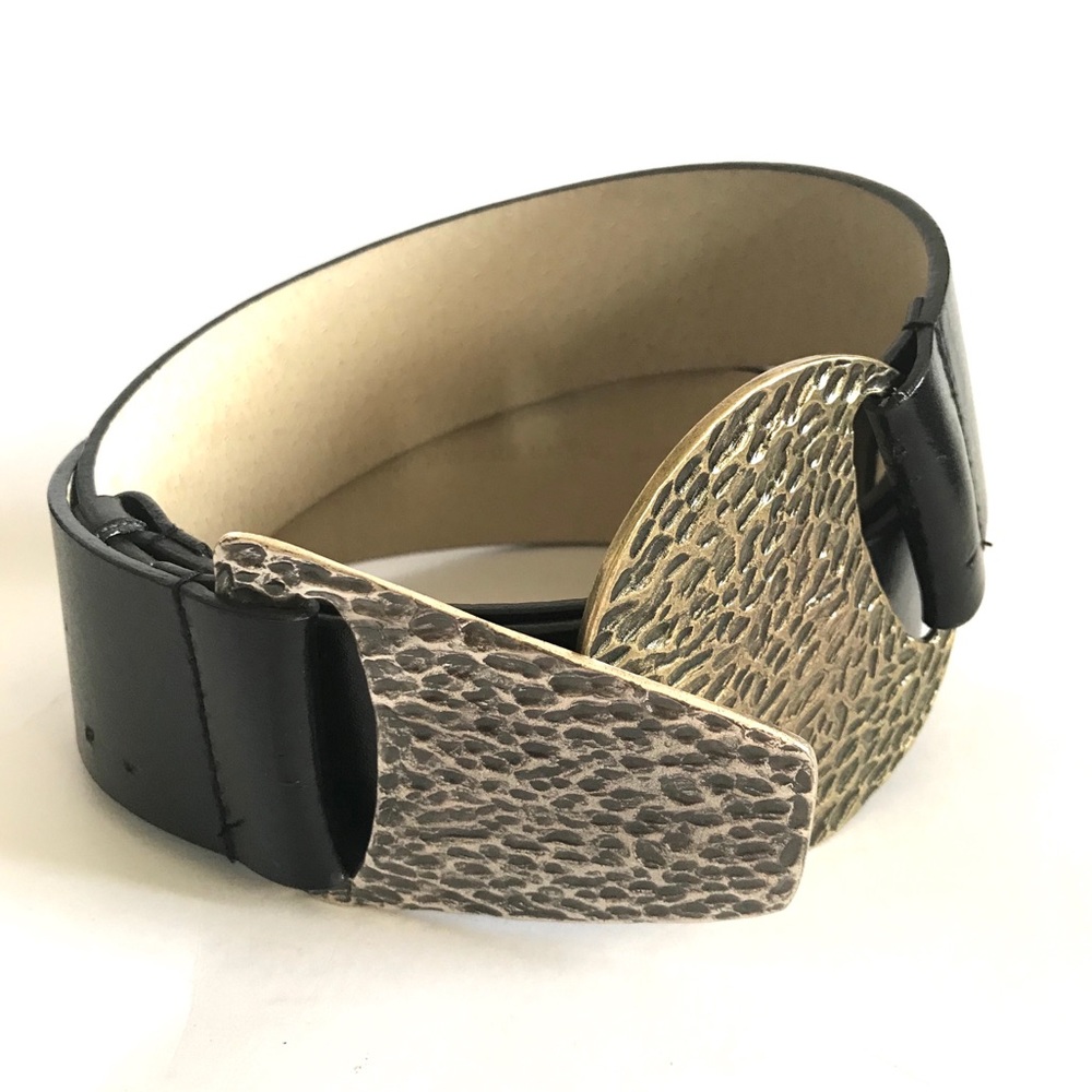 Chico’s Adjustable Leather Belt